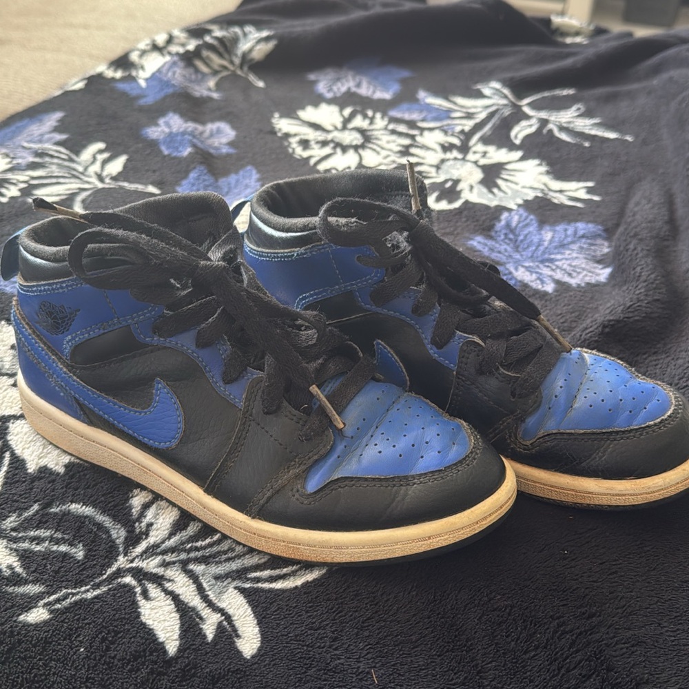Jordans 2Y bundle